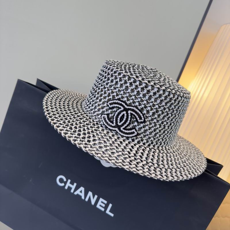 Chanel top hat dx176